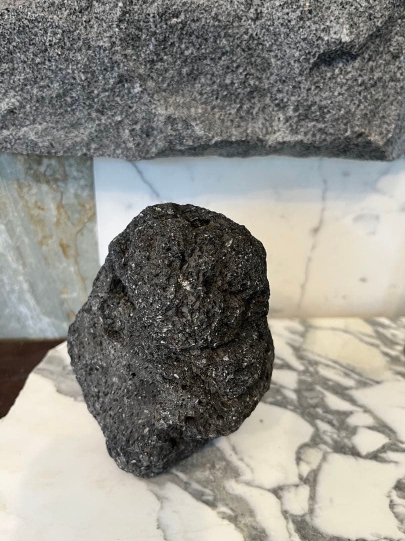 ブラック大理石、白花器、黒花器、アラべスカート4点セット