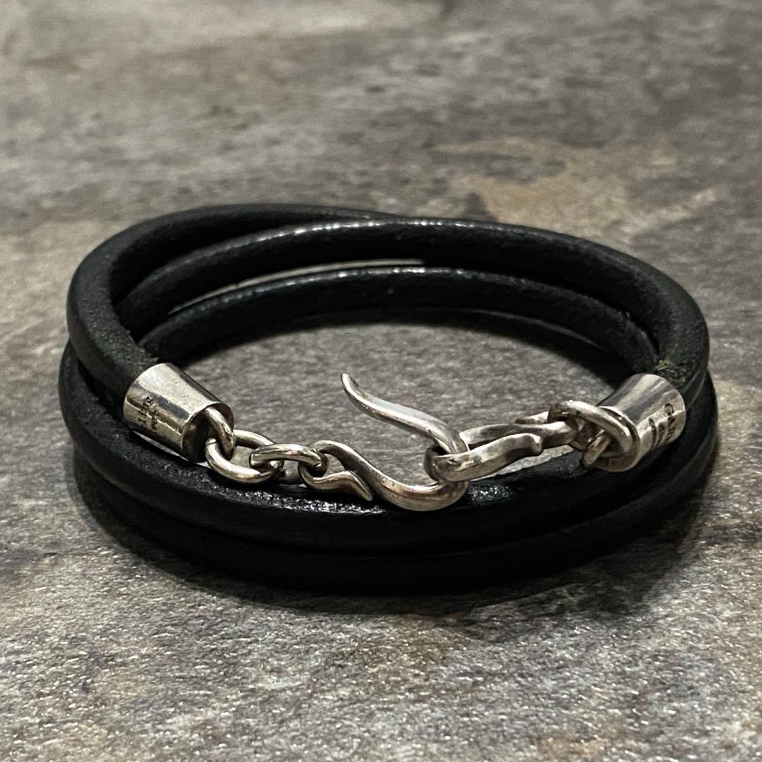 GARNI シルバー レザー 3連 ラップ コイル ブレスレット バングル