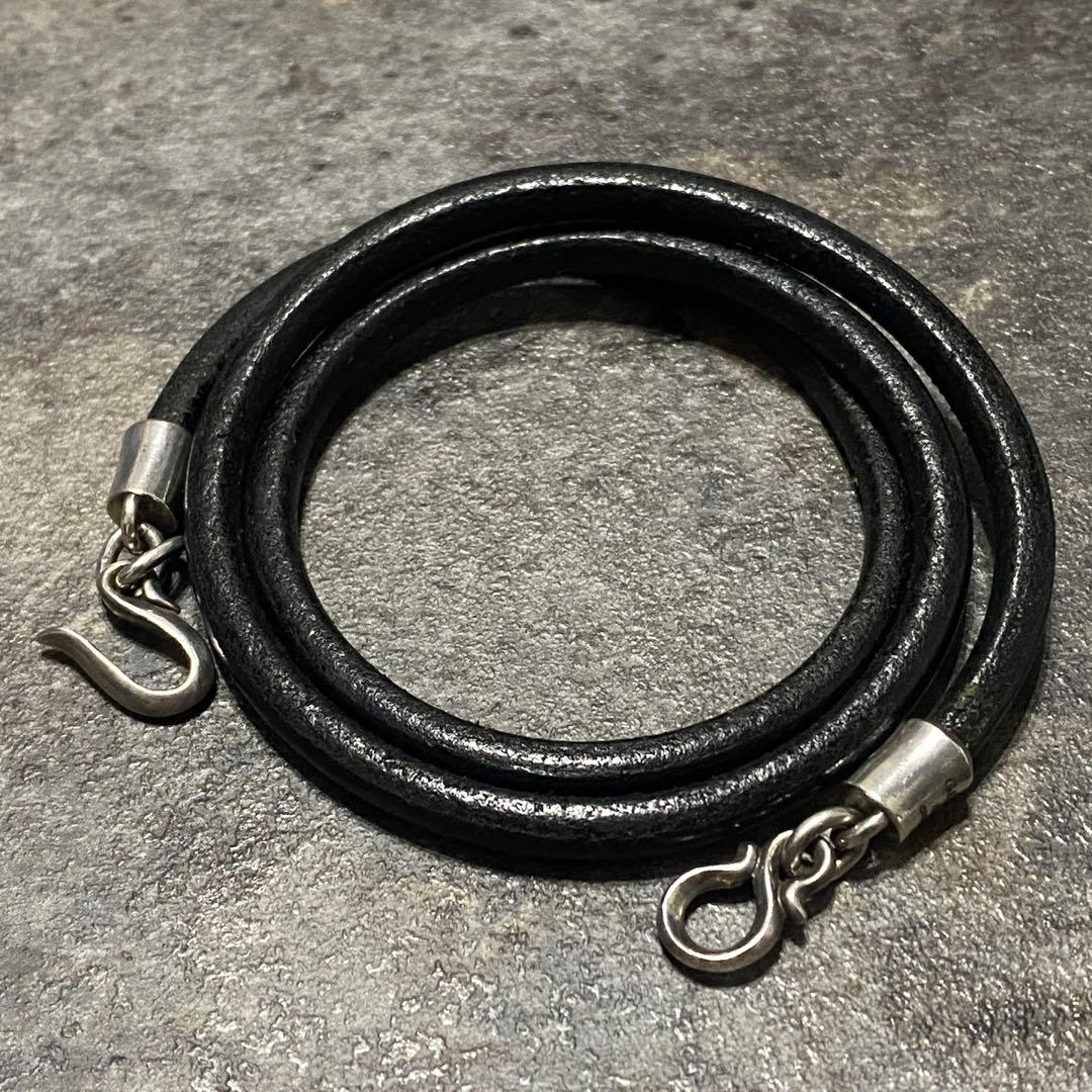 GARNI シルバー レザー 3連 ラップ コイル ブレスレット バングル