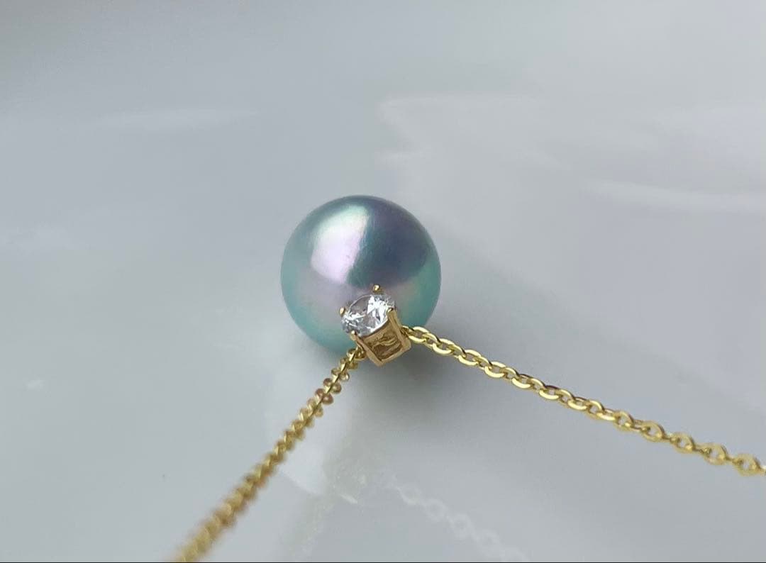 黒蝶真珠 K18ペンダントトップ モアサナイト 奇跡の一粒 南洋パールネックレス