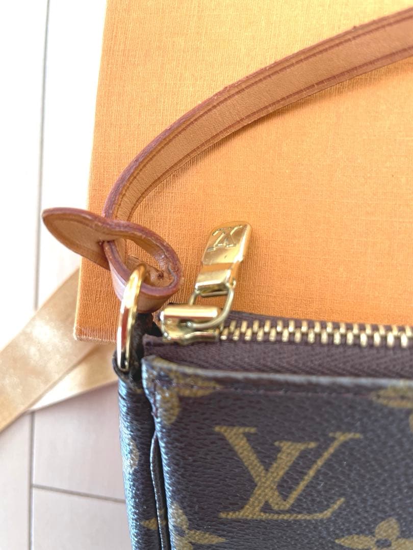美品　Louis Vuitton アクセソワール　アクセサリーポーチ