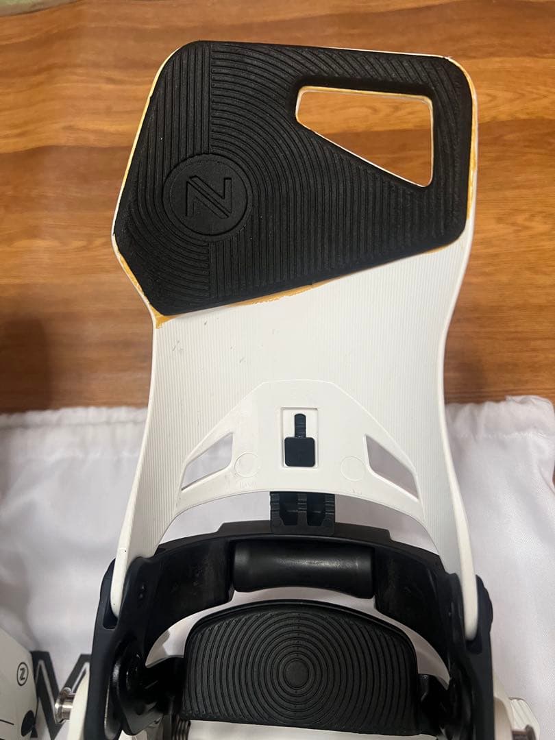 ナイデッカー SUPERMATIC ホワイトLサイズ スノーボード ビンディング