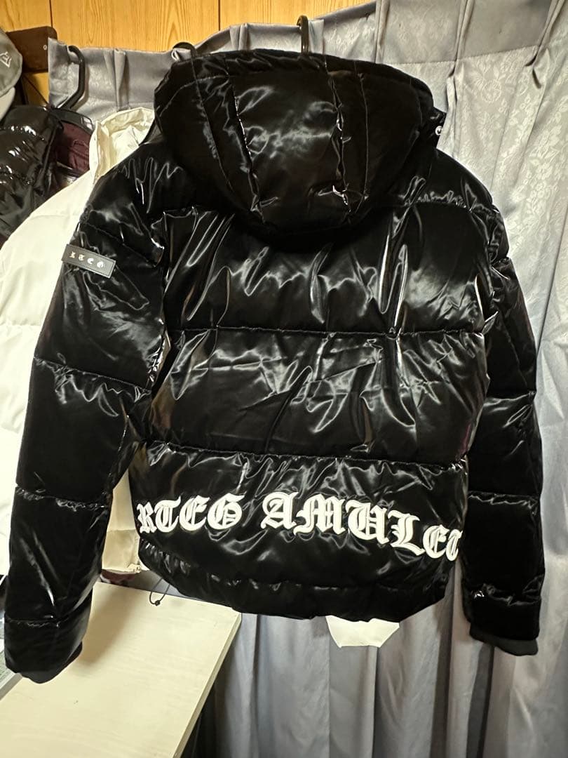ARTEG AMULET 黒 ダウンジャケット フード付き