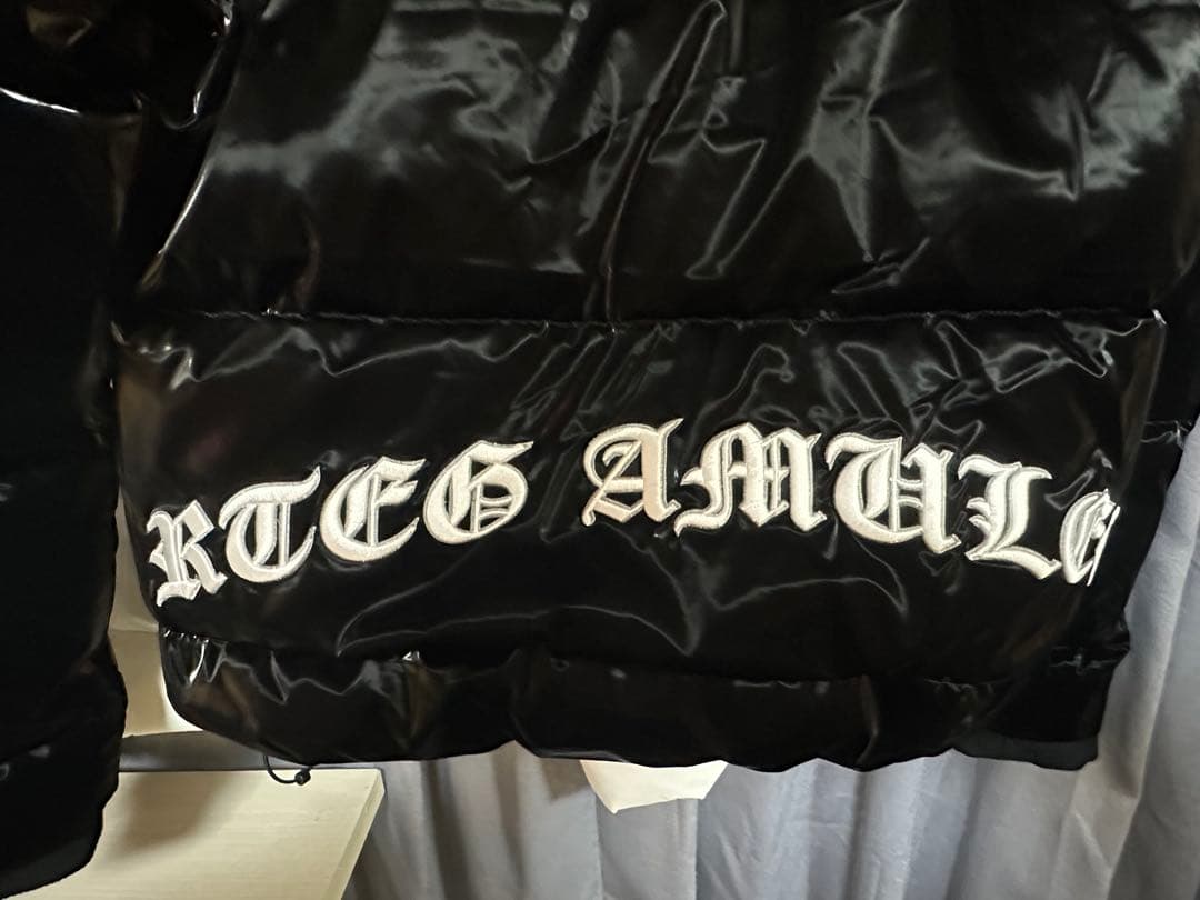 ARTEG AMULET 黒 ダウンジャケット フード付き