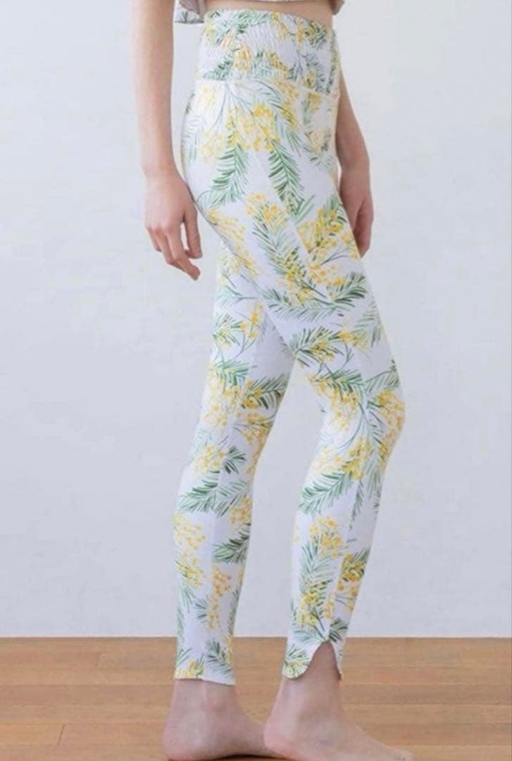 新品未使用 SUKALA スプリングフラワー シャーリングレギンス M ミモザ