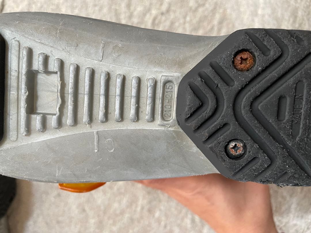 PONTAPES 迷彩 子供用スキー　スノボウェア 130cm