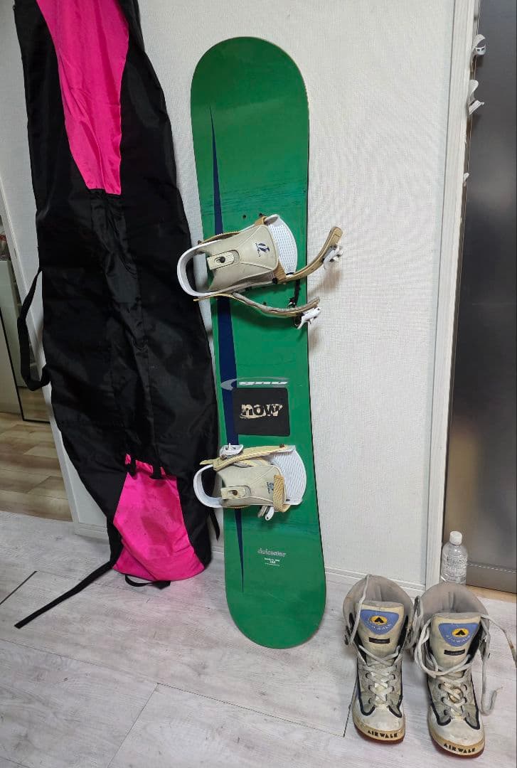 GNU NOW スノーボード 板148cm　ブーツ ビンディング　ケース　セット
