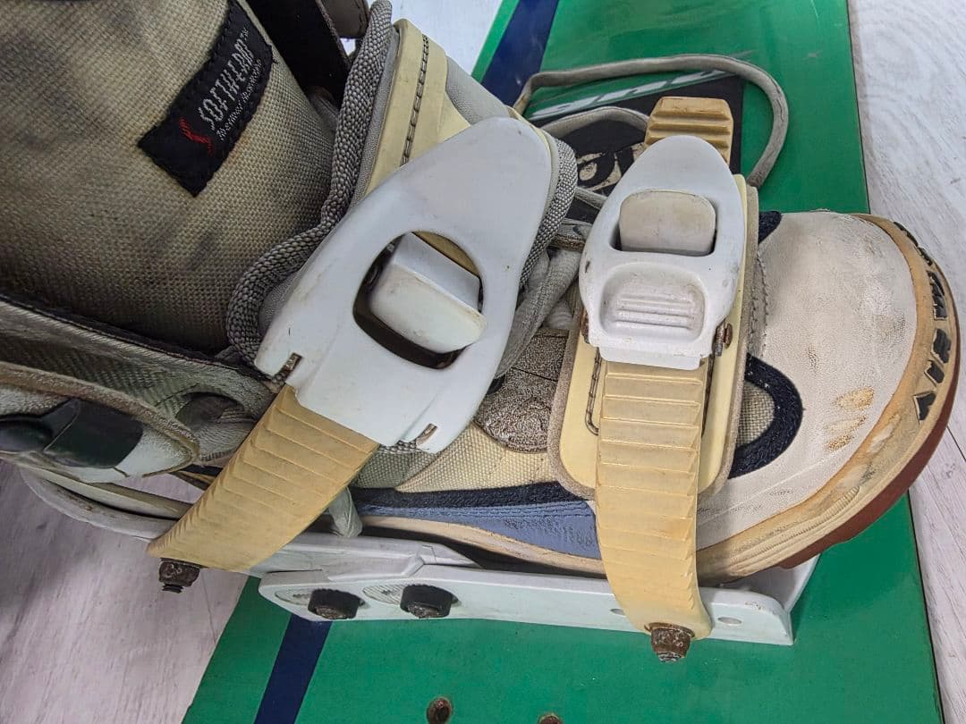 GNU NOW スノーボード 板148cm　ブーツ ビンディング　ケース　セット