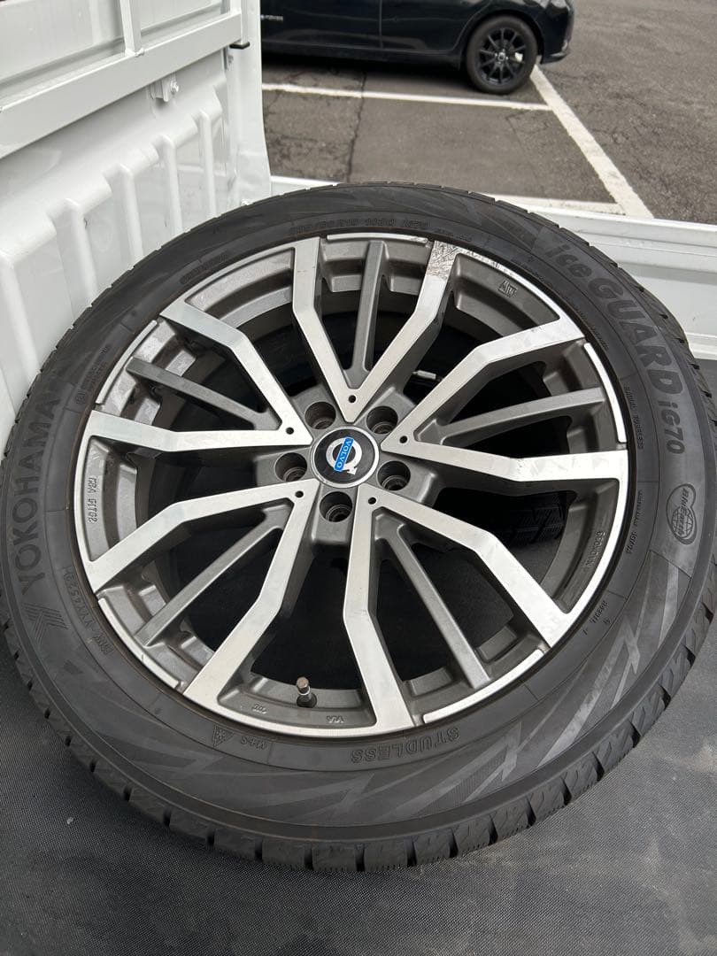 19インチアルミホイール・スタッドレスタイヤ4本セット