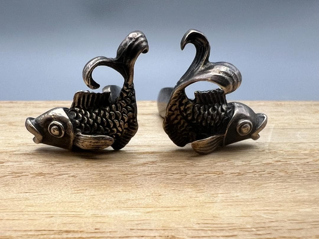 【海】超レア　純銀製　小倉正雄作　鯉形　一対　カフスボタン　彫金　共箱付