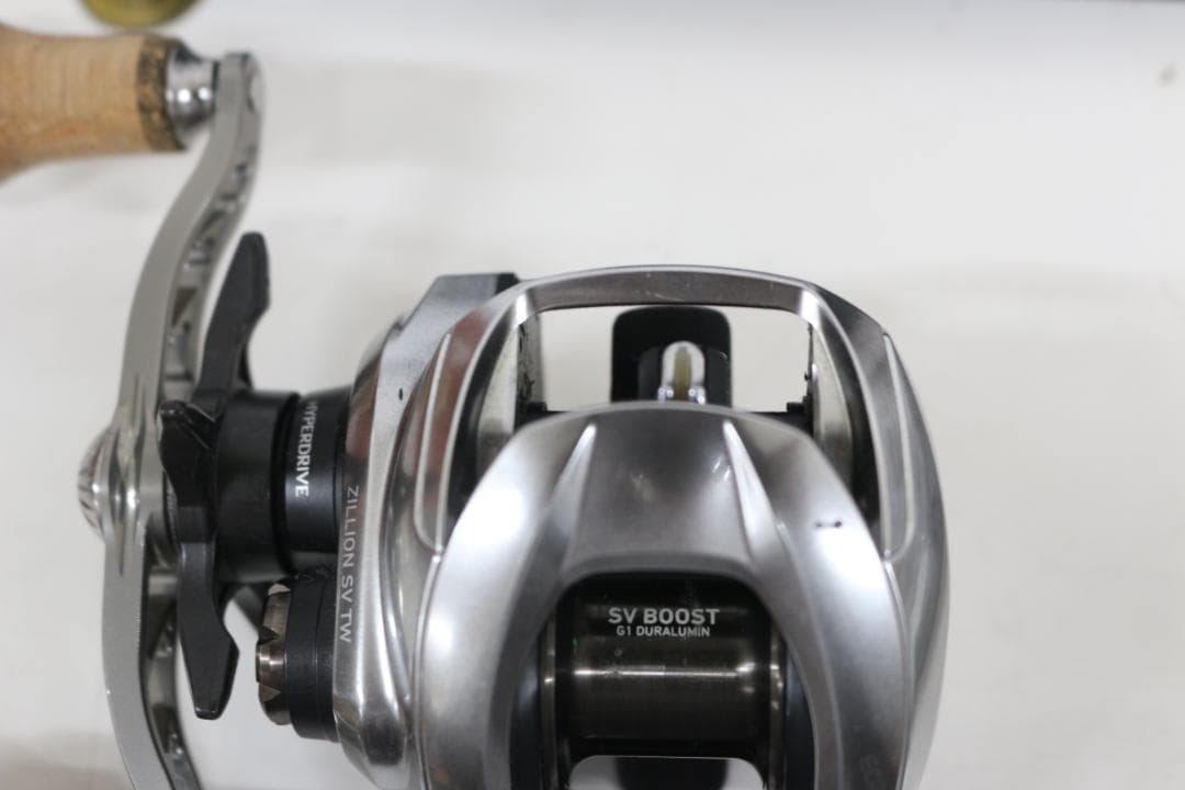 ダイワ ジリオン svtw 8.5 ベイトリール ゴメクサス ハンドル