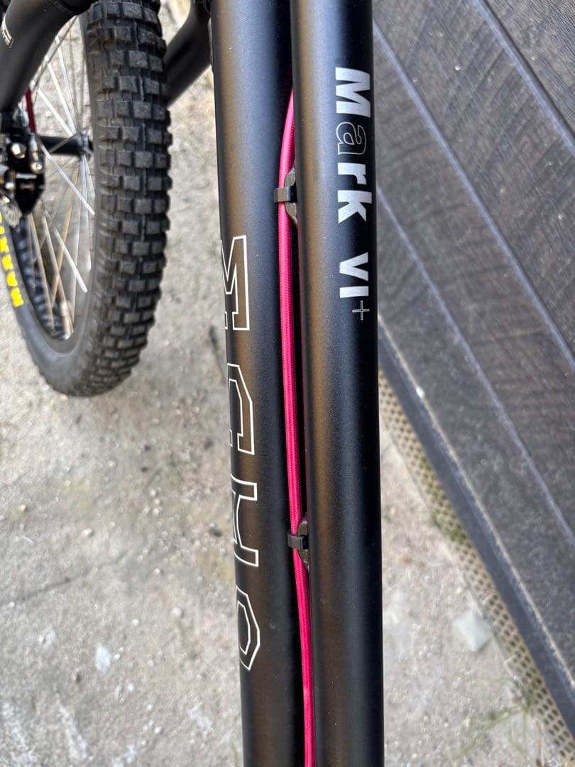 ECHO トライアル自転車 HOPEブレーキ付き パーツおまけ付き ECHO