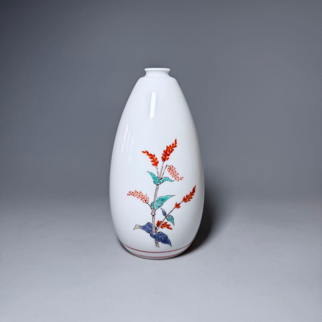 人間国宝　十四代　酒井田柿右衛門　錦　蓼文花瓶　共箱　栞　高さ15.5cm