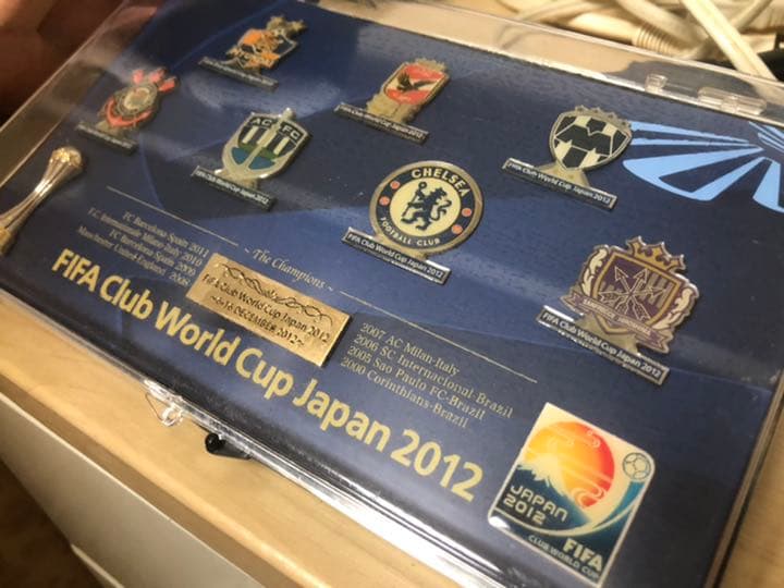 限定品】FIFA クラブワールドカップ2011 チームエンブレム ピンバッジ