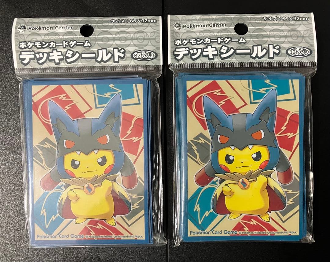 最安値 メガルカリオのポンチョを着たピカチュウ デッキシールド