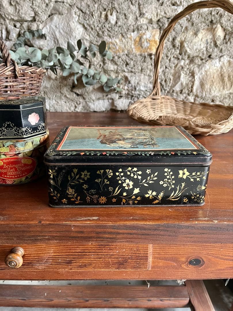 ◇フランス雑貨｜ティン缶セットブリキ缶お菓子箱ケースサビあり花柄