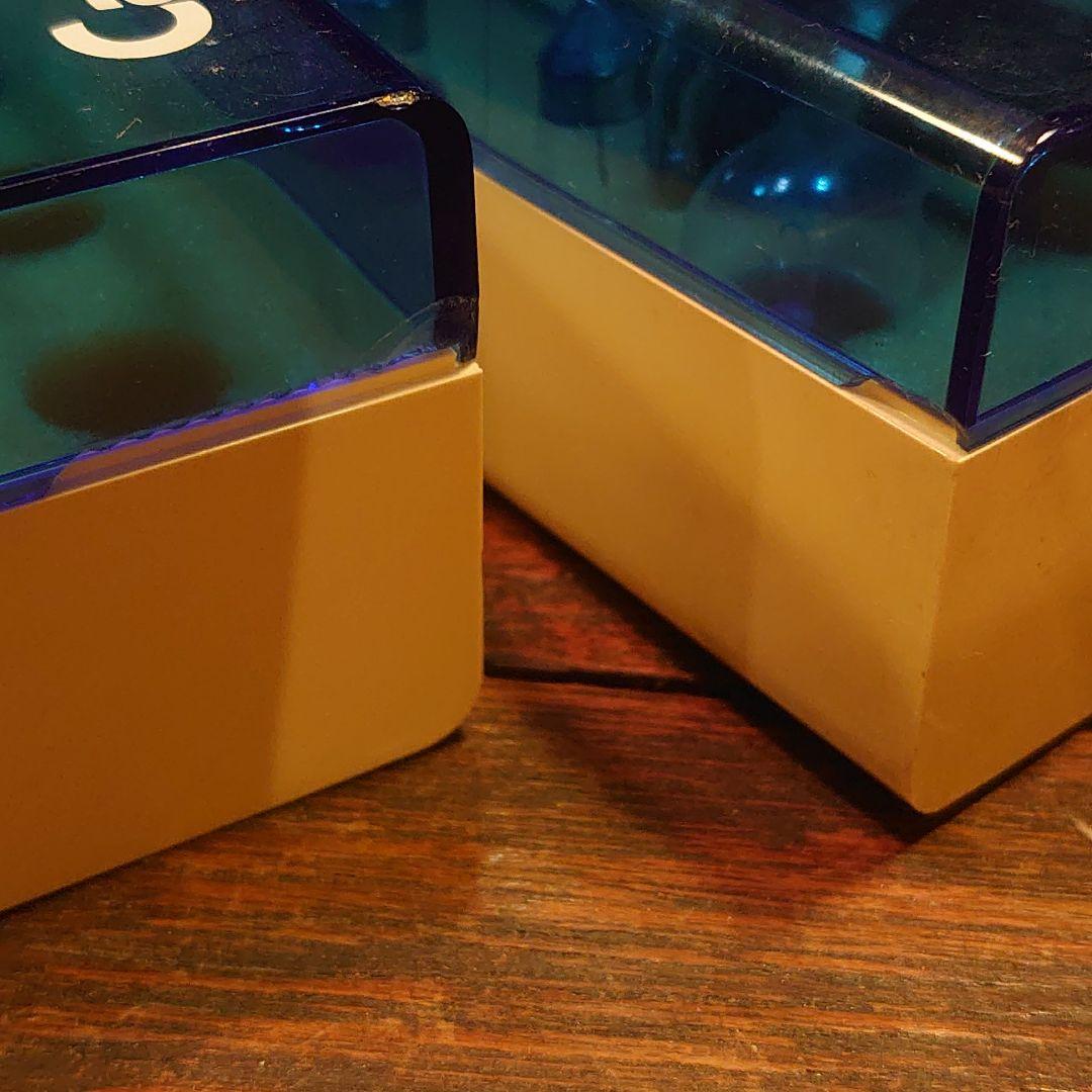 メルセデス・ベンツ　W124等　純正付属品　アクセサリーBOX　電球・ヒューズ