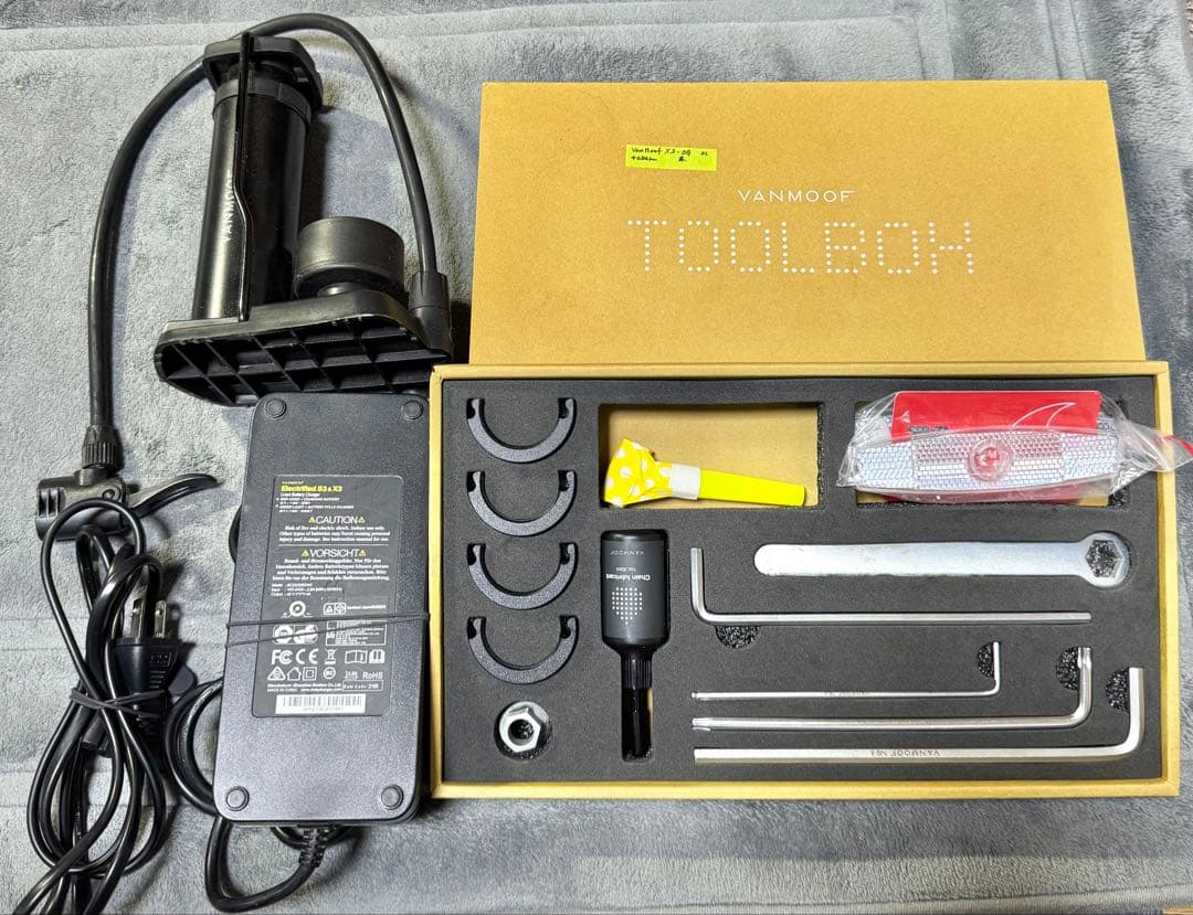 【完全動作品】VanMoof X3【引取限定：千代田区】優良品 32US