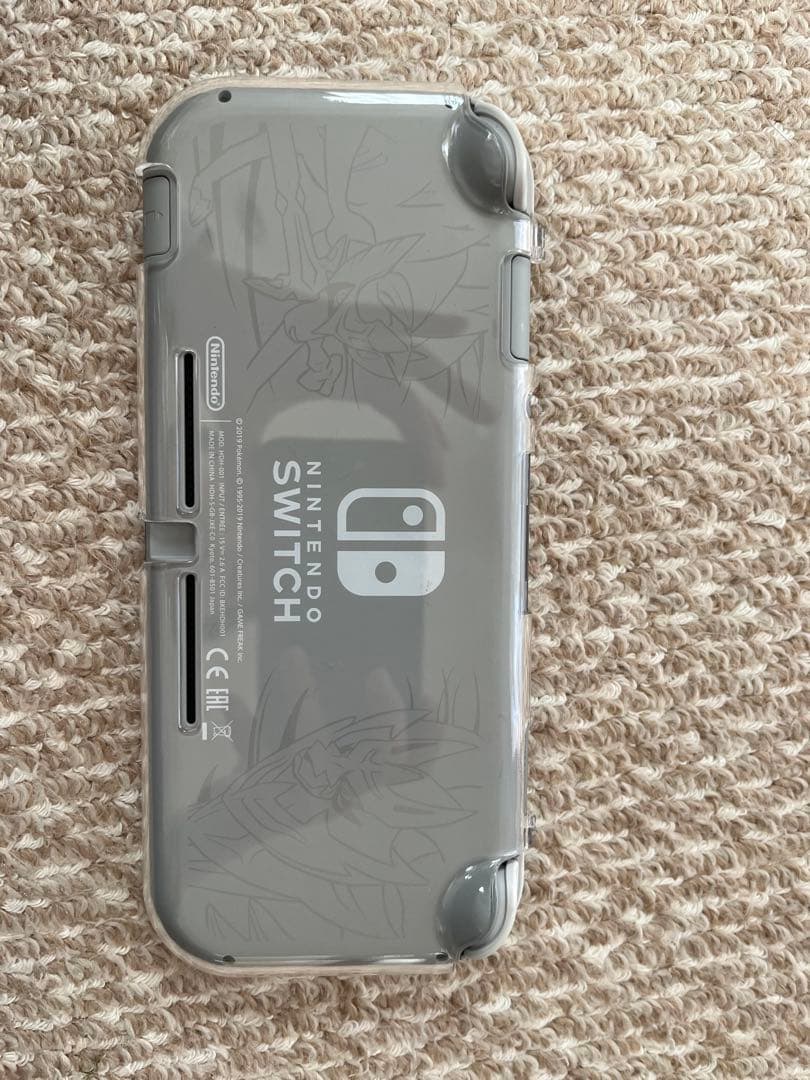 Nintendo Switch Lite ポケモンデザイン　ザシアン◦ザマゼンタ