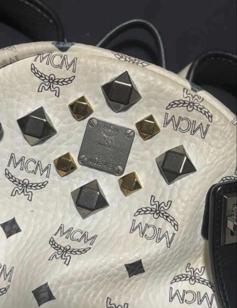 MCM リュッホワイト