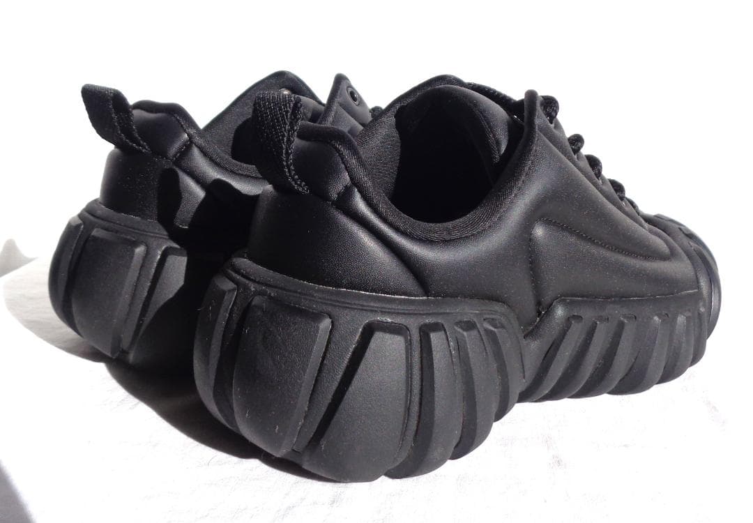 ONITSUKA TIGER DENTIGRE PUFF 25cm スニーカー