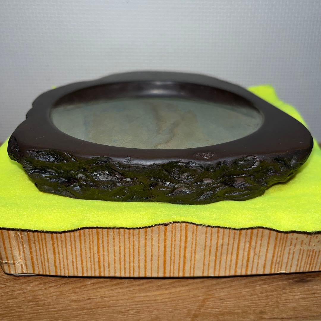 ⭕️うさぴょん⭕️赤間硯　希少　紫青石、紫金石様石紋綺麗　昇進堂謹製　丸型硯