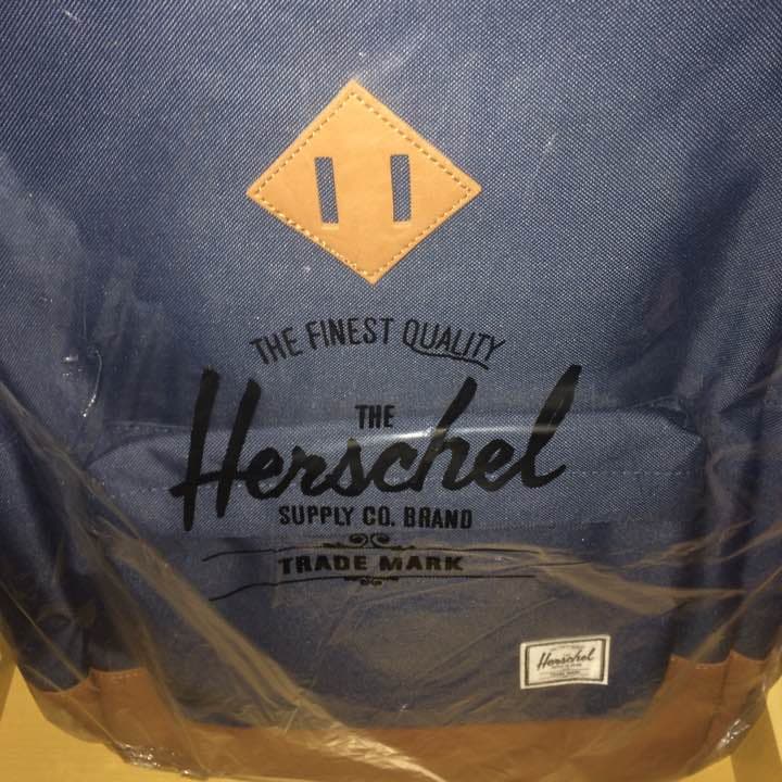新品 リュック ハーシェル ネイビー