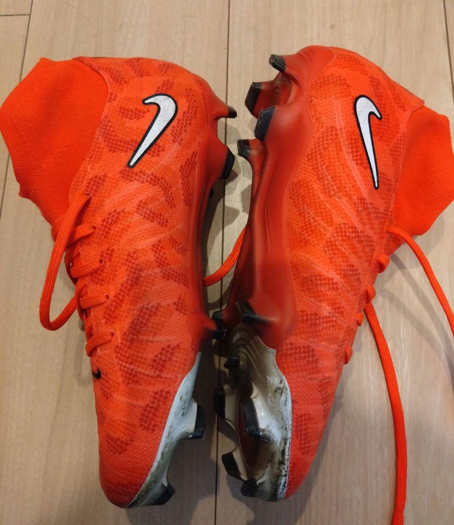 NIKE Phantom Luna 23.0cm ファントム ルナ