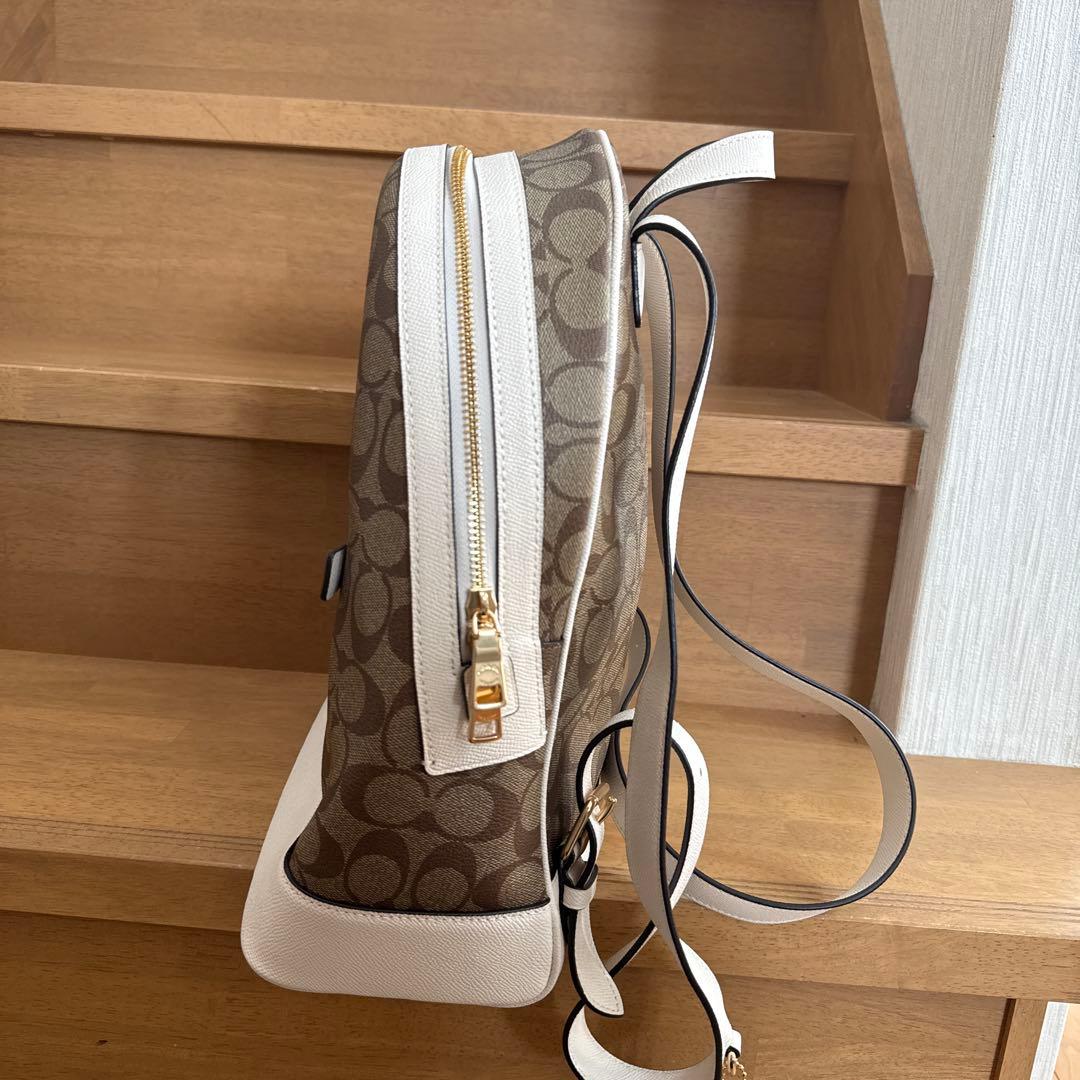 【美品】COACH レディースリュック