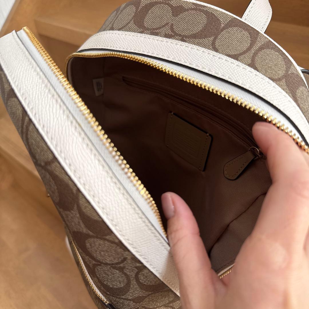 【美品】COACH レディースリュック