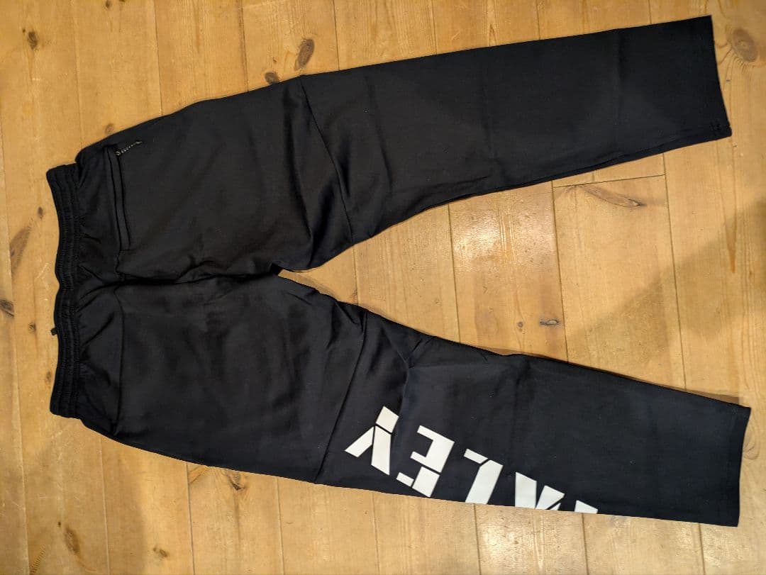 OAKLEYオークリー　トレーニングウェア上下セット