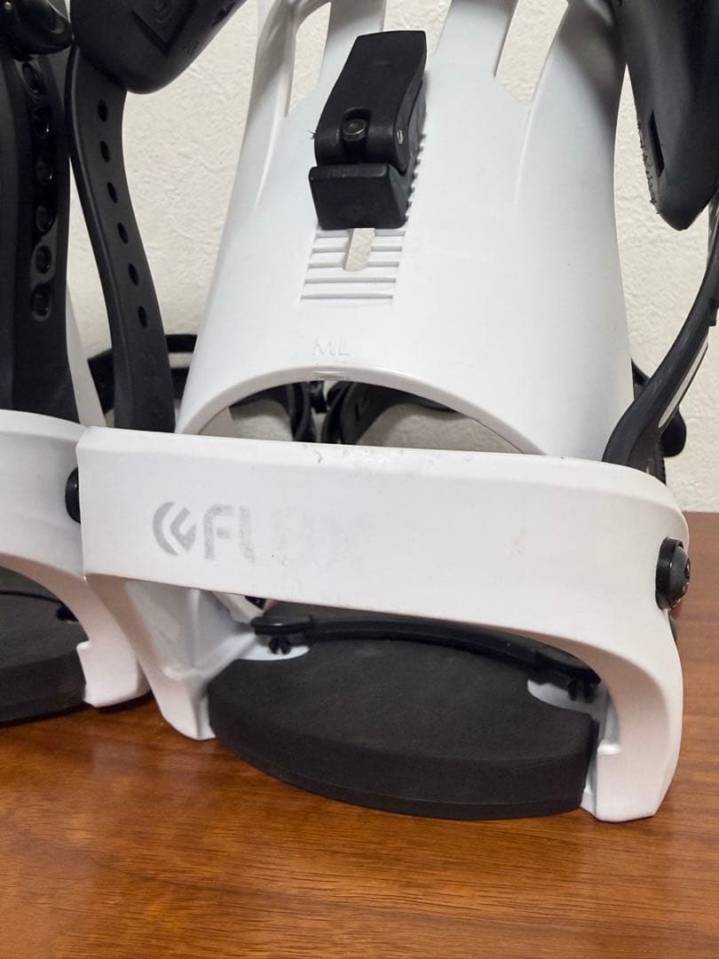 FLUX EM MLサイズ スノーボード ビンディング
