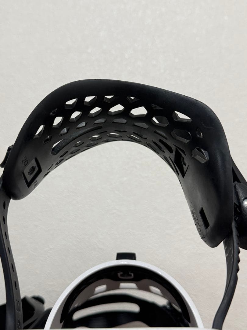 FLUX EM MLサイズ スノーボード ビンディング