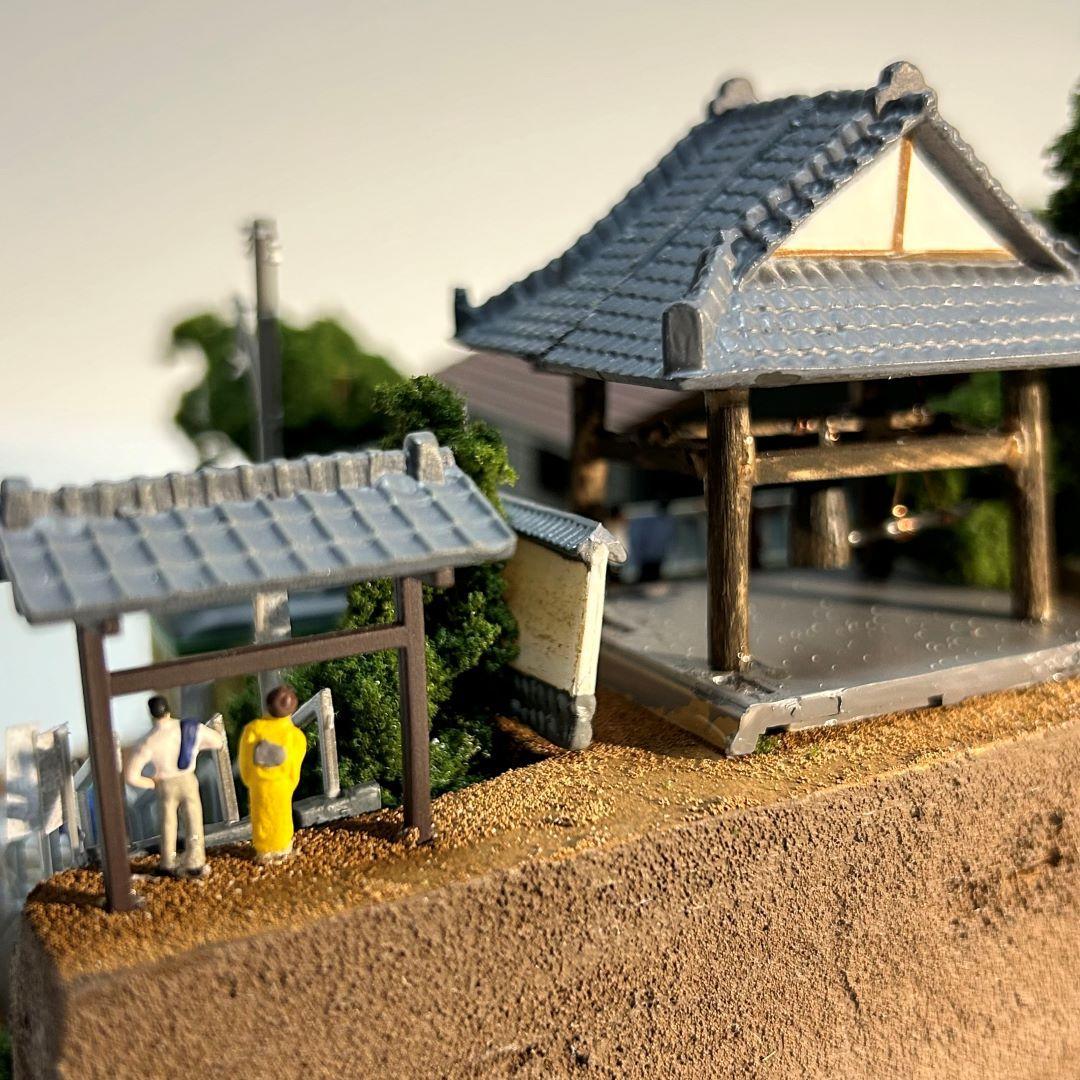 江ノ電 江の島腰越 満福寺と踏み切り 鉄道ジオラマ Nゲージ 展示台