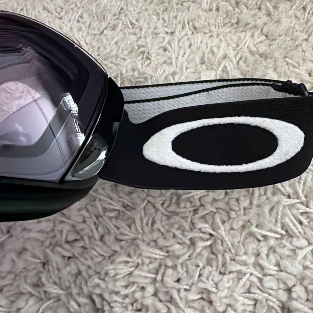 Oakley ゴーグル 曇雪で大活躍