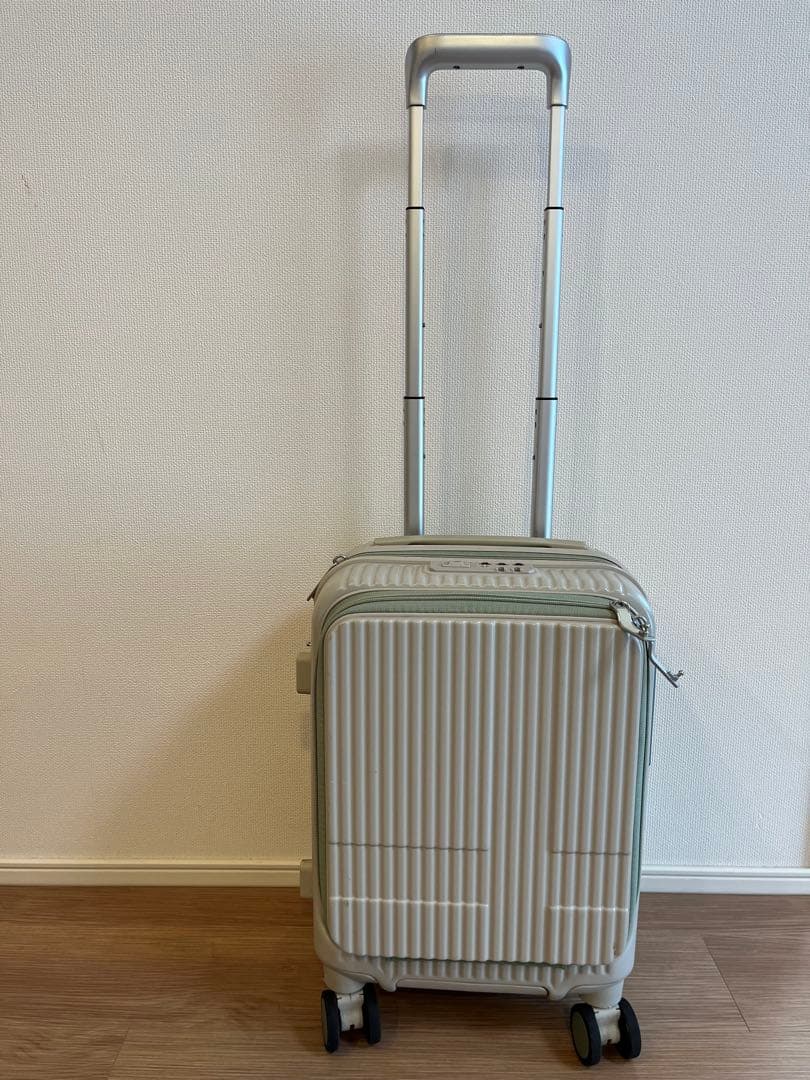 イノベーター　キャリーケース INV30 21L