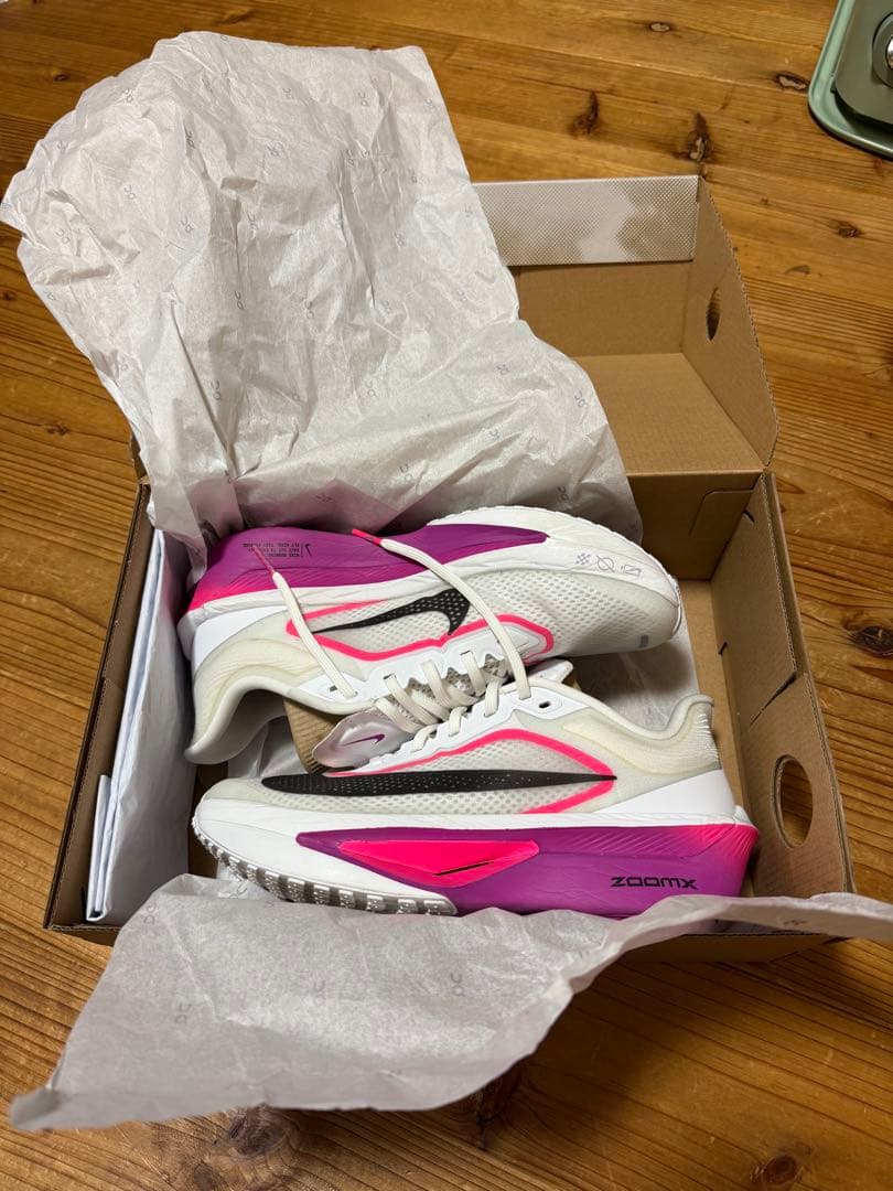 NIKE ズームフライ6 25.5cm