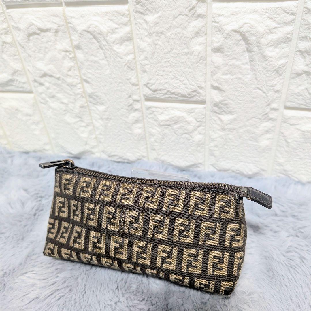 FENDI ズッカ柄 ポーチ 化粧ポーチ ペンケース - メルカリ
