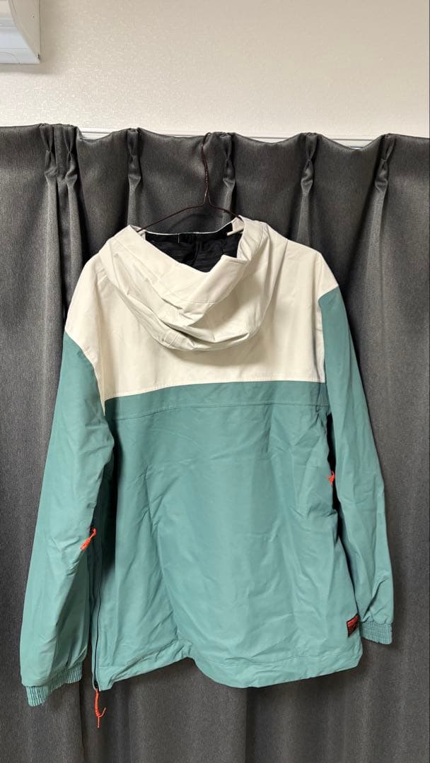 スノーボードウェア プルオーバー Mサイズ