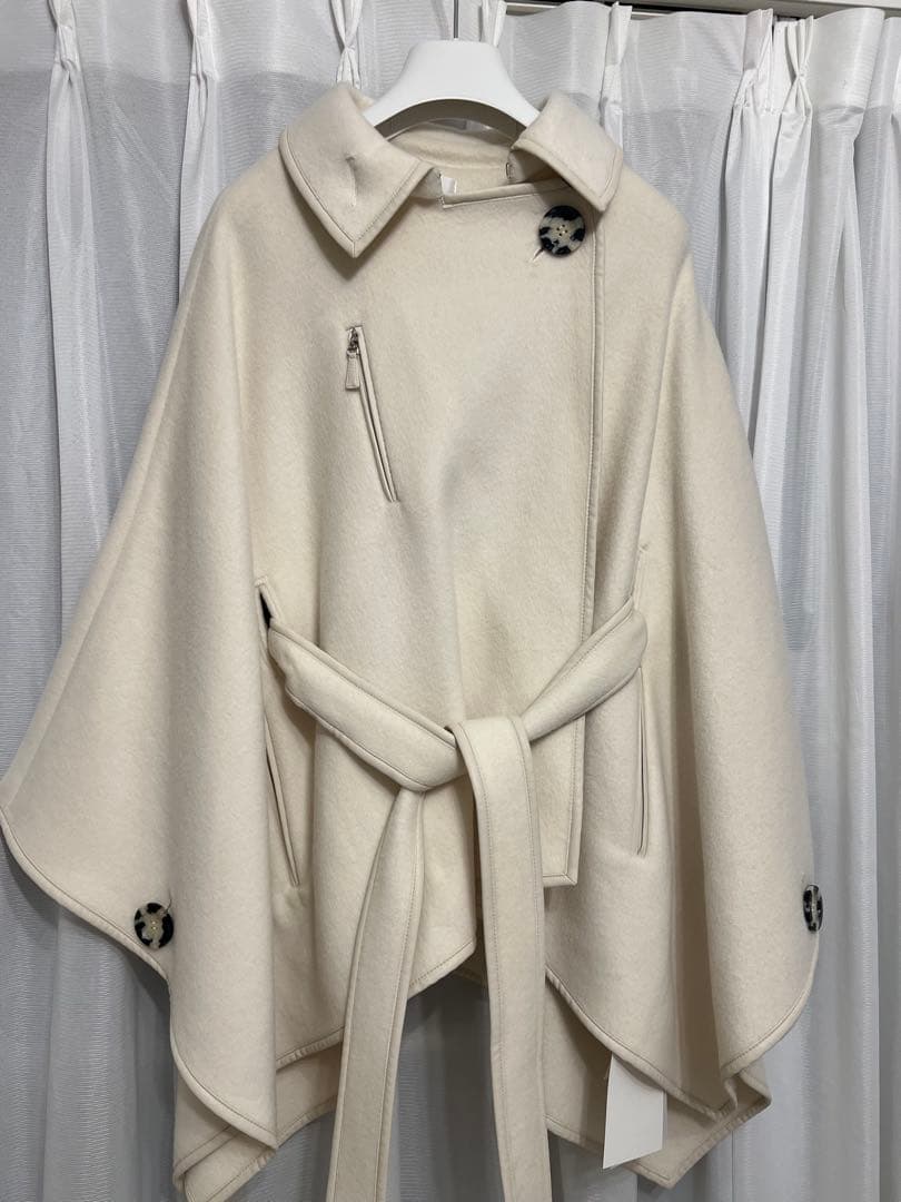 アイボリーポンチョ・ケープコート