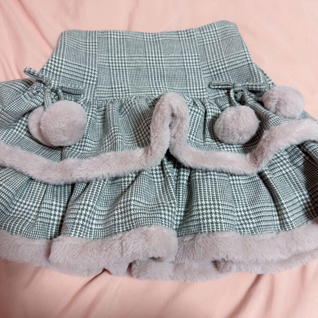 pium ♥ ファー付きティアードミニスカート - メルカリ