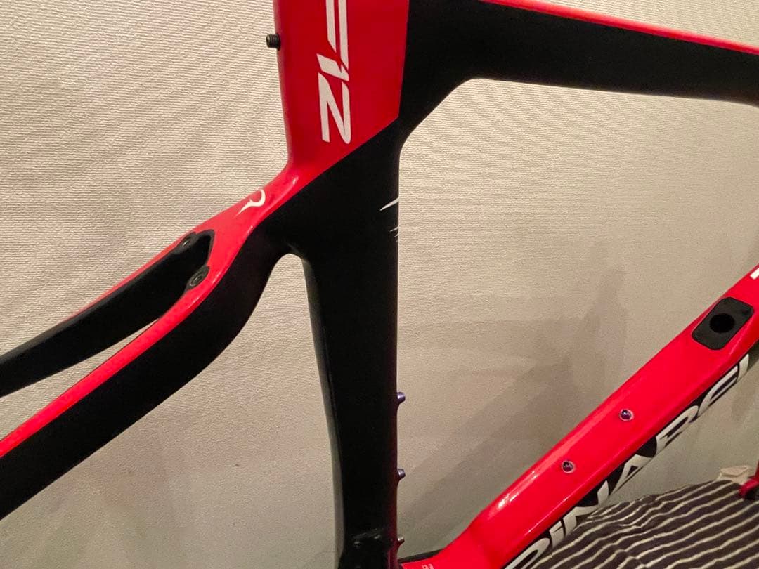 【値下げ可】2022 ピナレロ　ドグマ　F12 フレームセット+BB【美品】