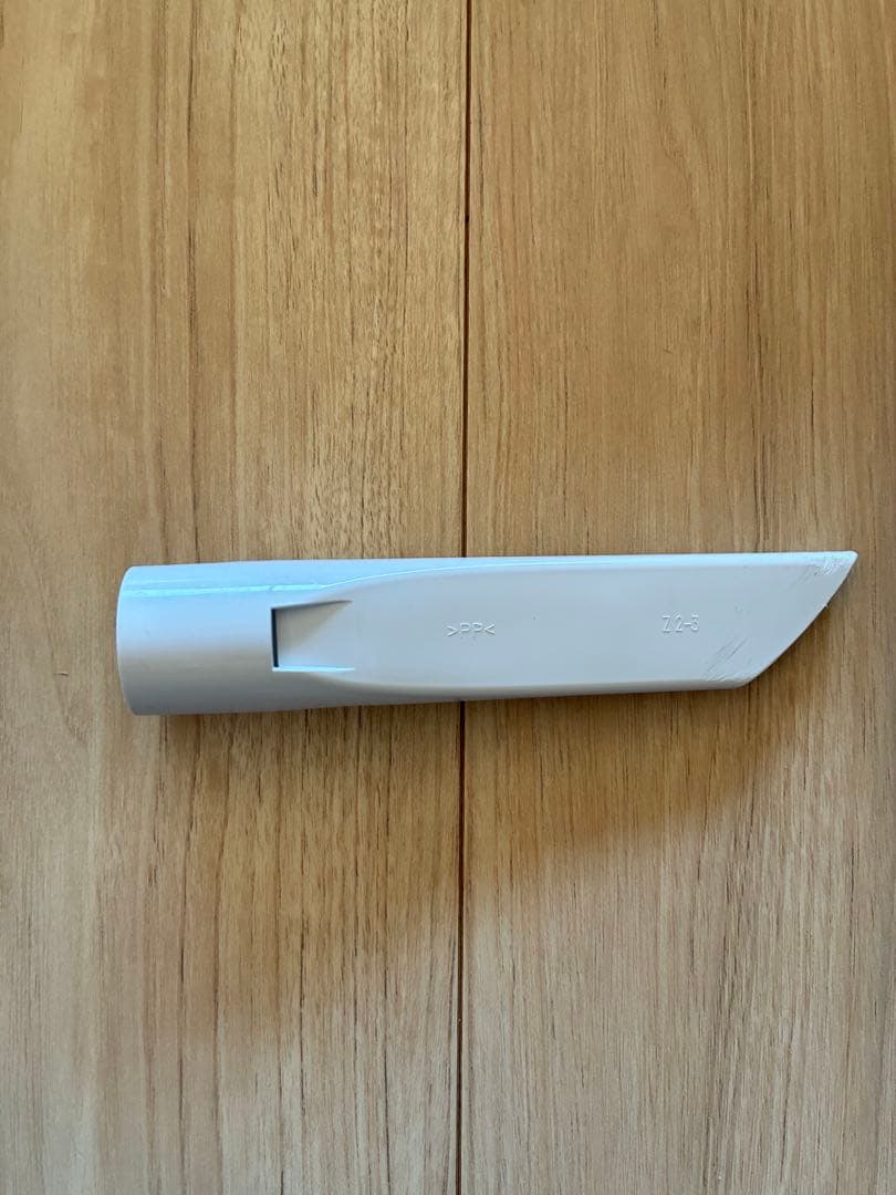 マキタ　CL107FD 充電式クリーナー　紙パック付き