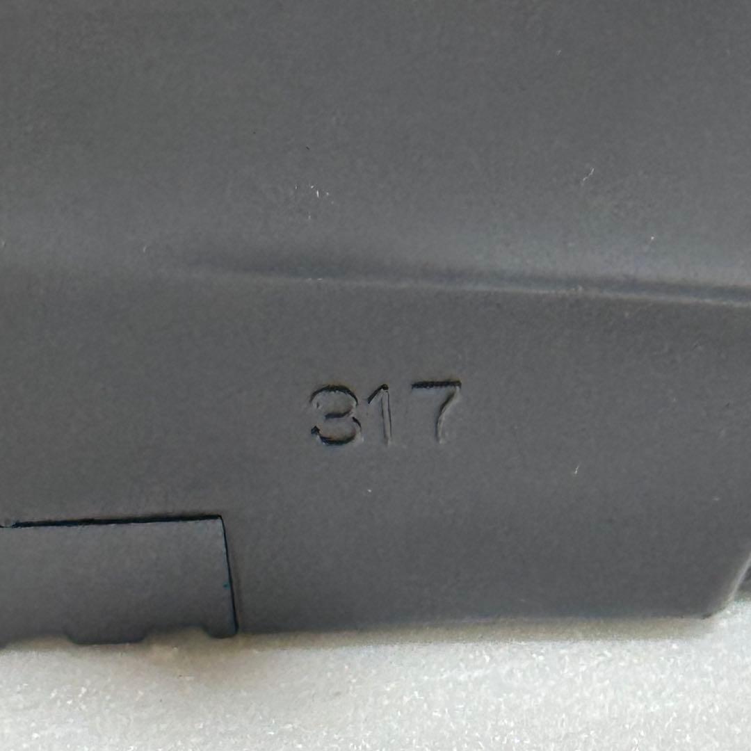 未使用27-27.5cm GENFACTORY CARVE 7 スキーブーツ黒