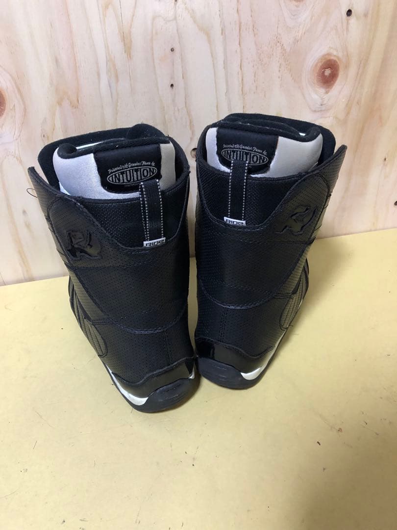 最終値引き　RIDEスノーボードブーツ ORION