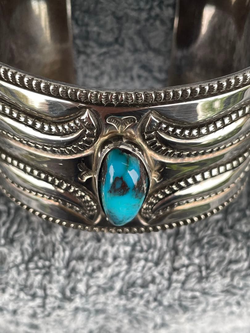 Jennifer Curtis ジェニファーカーティス ビズビー ブレスレット