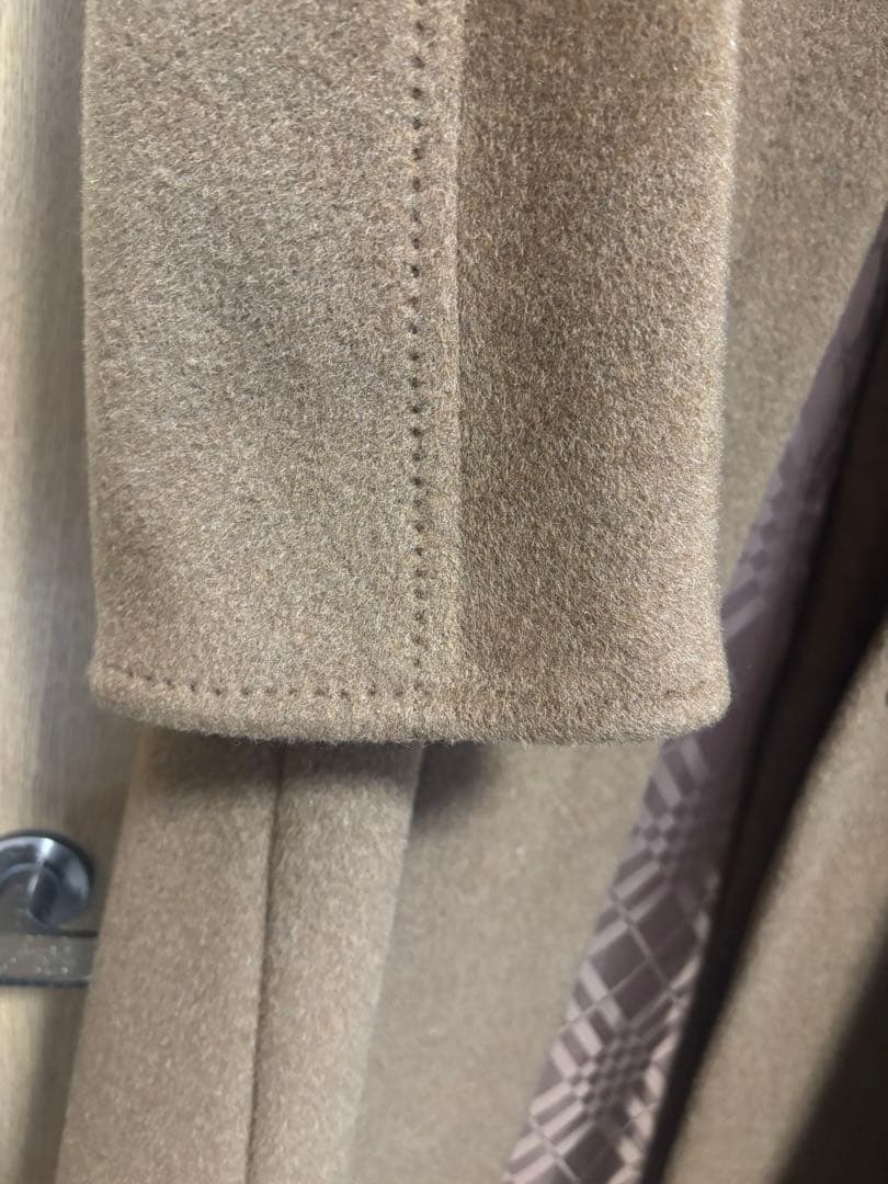 バーバリー レディースロングコート　ウエストベルト付き