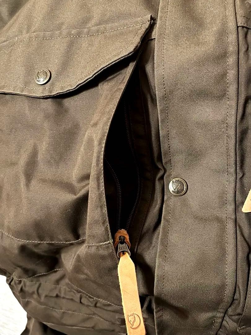 ココドーナ様　Fjallraven Singi Down Jacket M