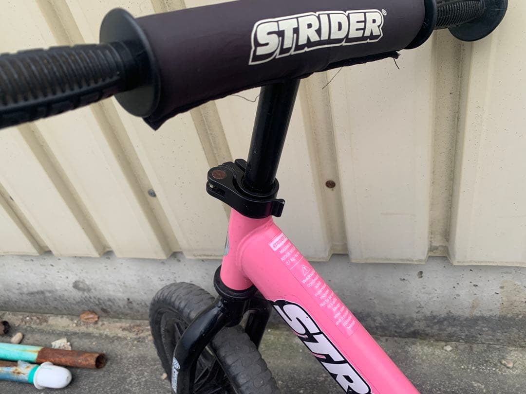 STRIDER ストライダー　スポーツモデル　12インチ　ピンク