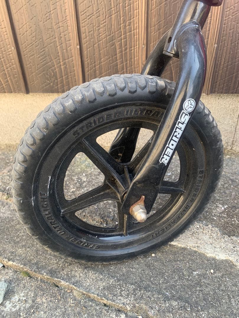 STRIDER ストライダー　スポーツモデル　12インチ　ピンク